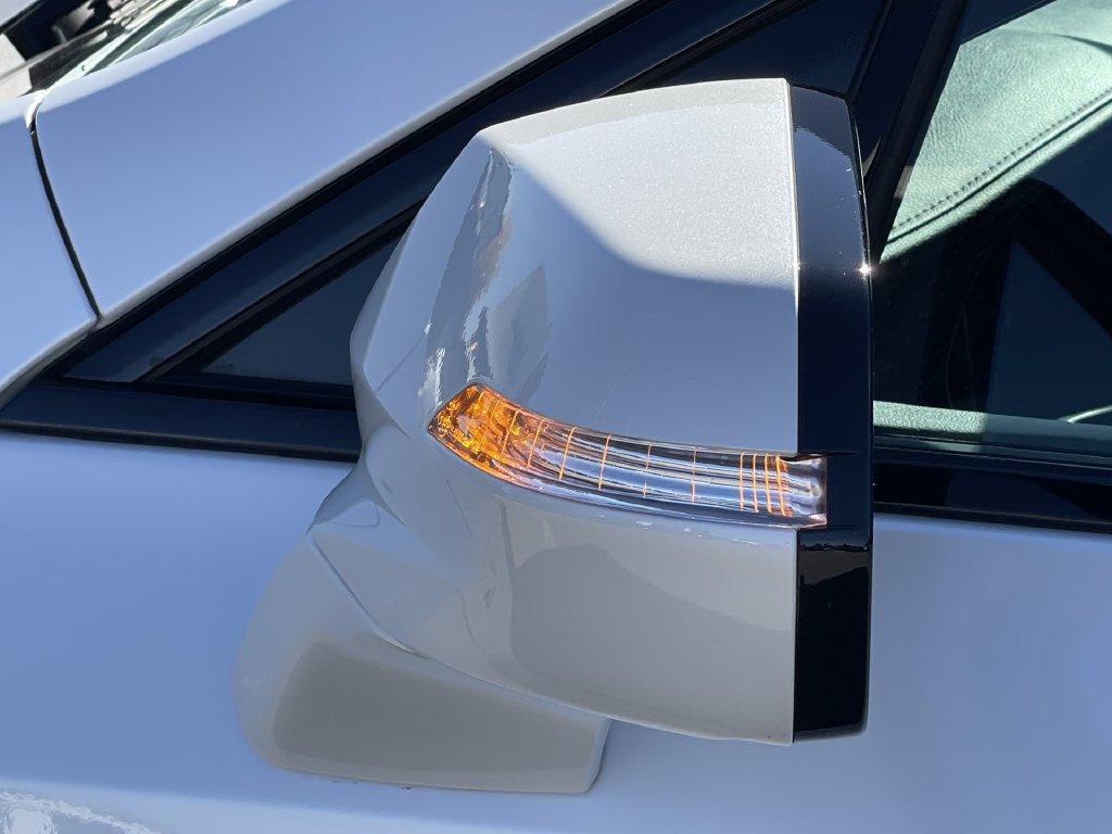 Used 2022 Cadillac XT4 Sport AWD/4WD image 18