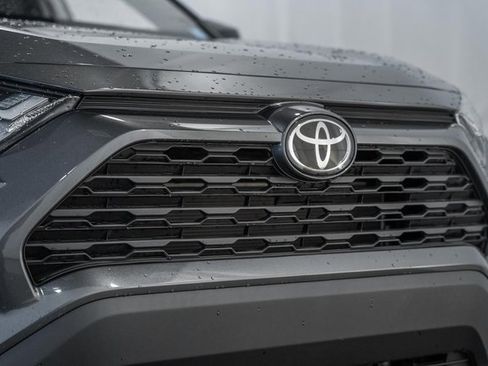 Used 2023 Toyota RAV4 LE image 9