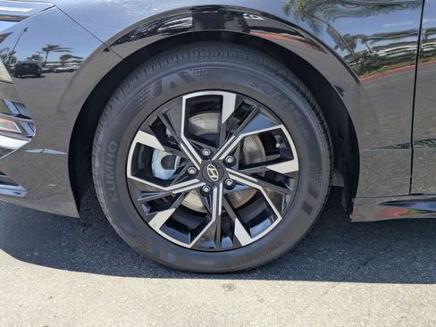 Used 2025 Hyundai Sonata SEL FWD image 13