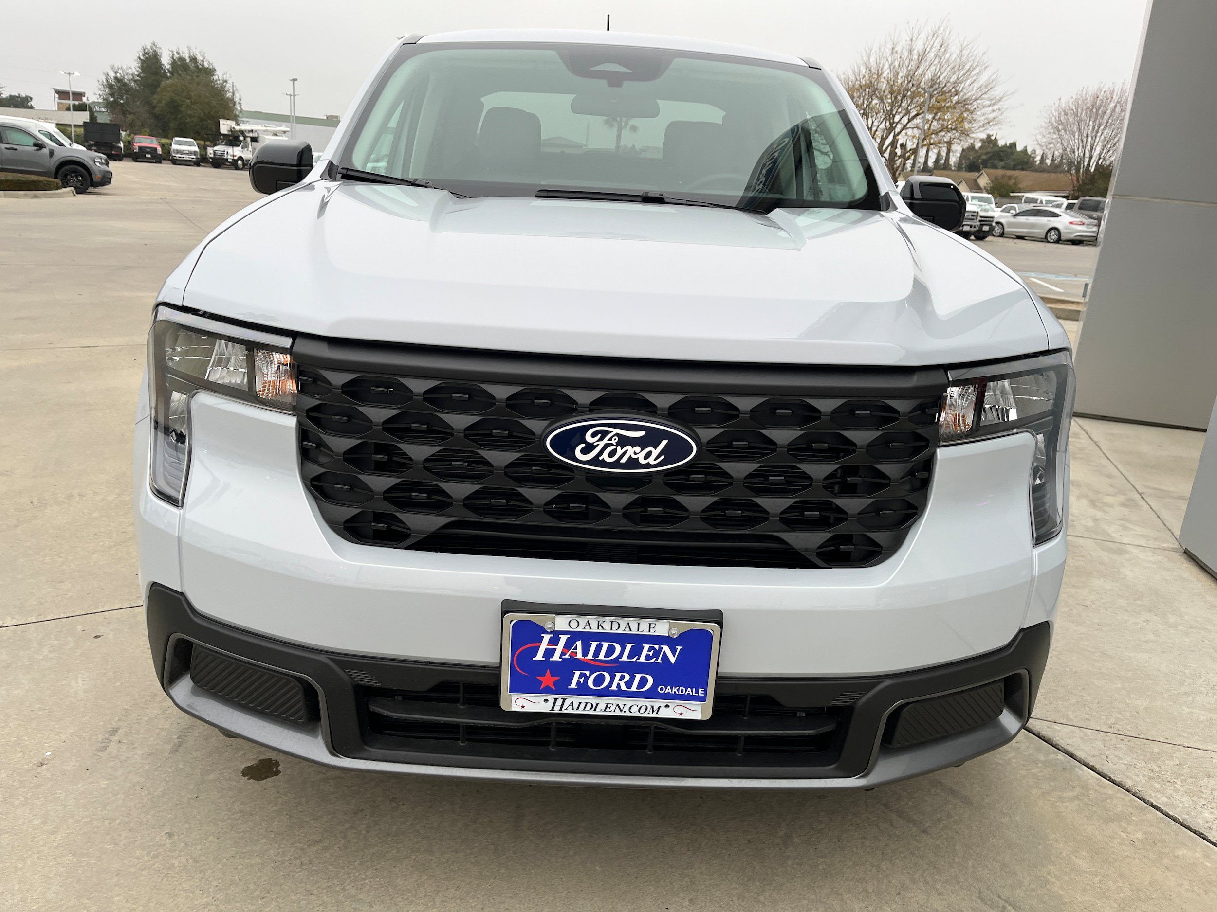 New 2025 Ford Maverick XLT w/ XLT Luxury Package FWD image 3