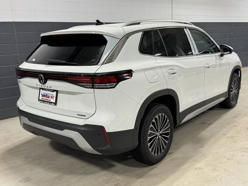 New 2026 Volkswagen Tiguan S image 13