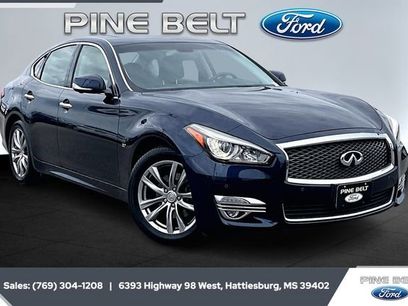 Used 2015 INFINITI Q70 3.7 w/ Deluxe Touring Package