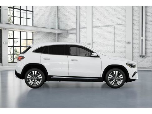 New 2026 Mercedes-Benz GLA 250 GLA 250 image 16