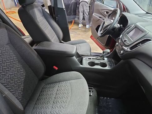 Used 2024 Chevrolet Equinox LT w/ LPO, Floor Liner Package AWD/4WD image 13