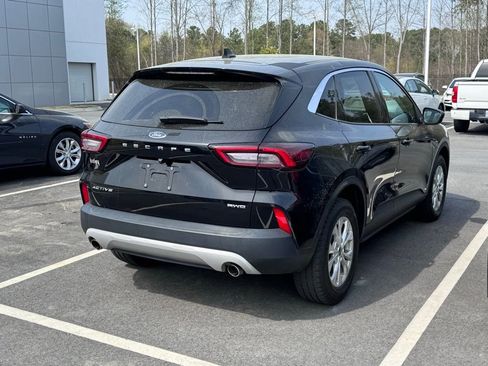 Used 2023 Ford Escape Active image 6