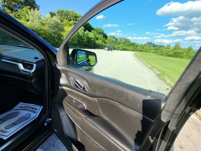 Used 2018 GMC Acadia SLT AWD/4WD image 28