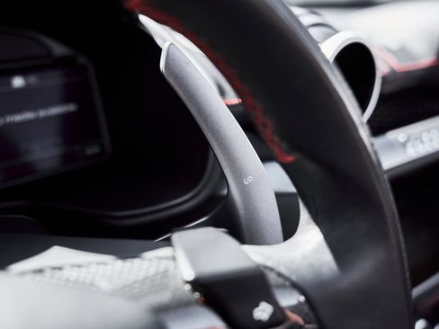 Used 2020 Ferrari Portofino RWD image 57