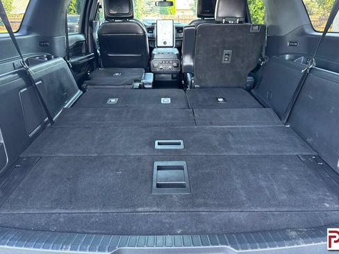 Used 2024 Ford Expedition Max Platinum AWD/4WD image 20