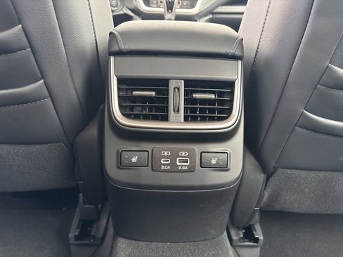 Certified 2025 Subaru Legacy Limited image 24