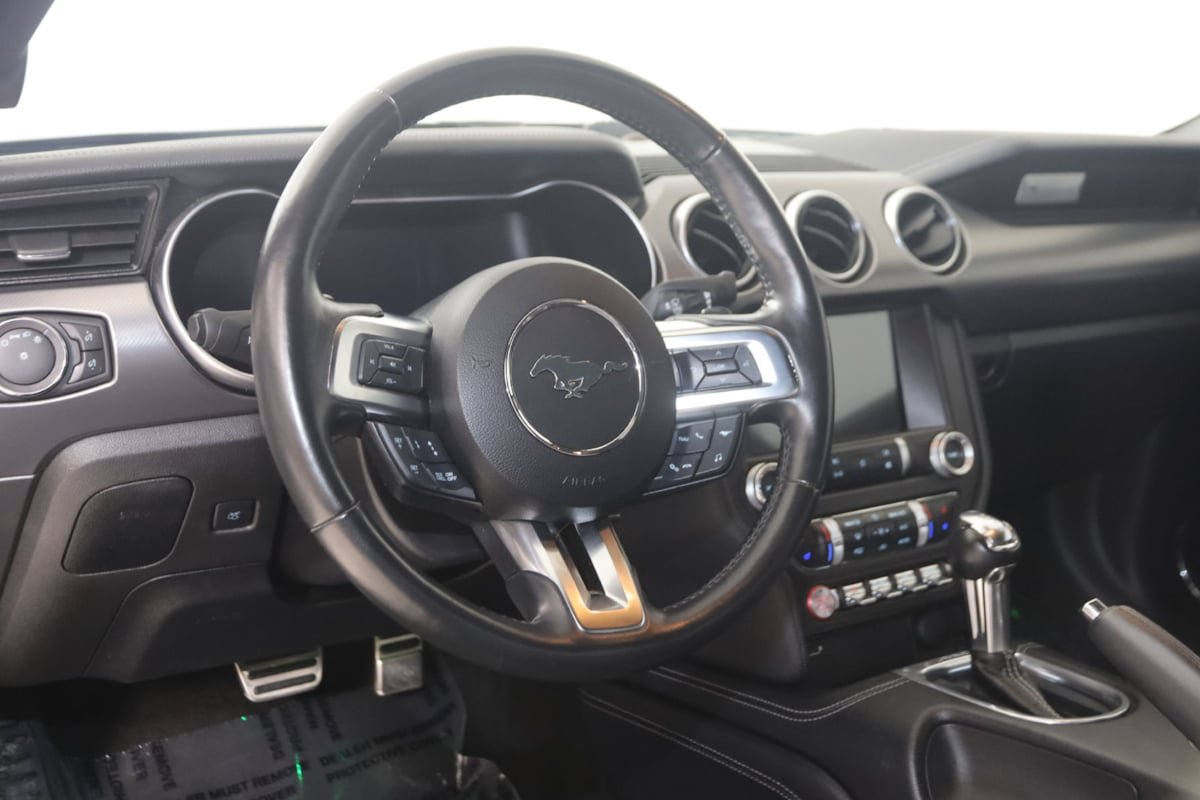 Used 2019 Ford Mustang GT Premium w/ Equipment Group 401A RWD image 7