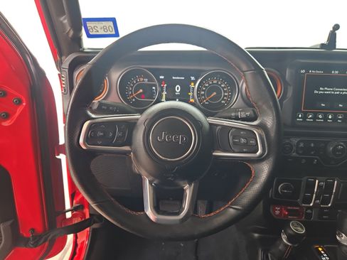 Used 2023 Jeep Gladiator Mojave w/ Cold Weather Group AWD/4WD image 13