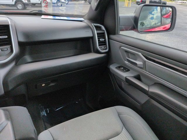 Used 2023 RAM 1500 Big Horn AWD/4WD image 17