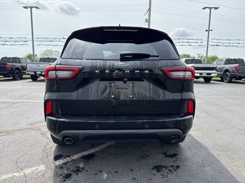 Used 2023 Ford Escape ST-Line w/ Tech Pack #1 image 5