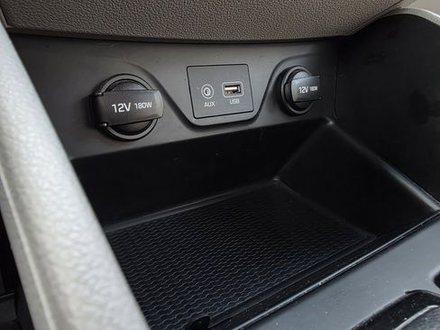 Used 2020 Hyundai Tucson SE image 19