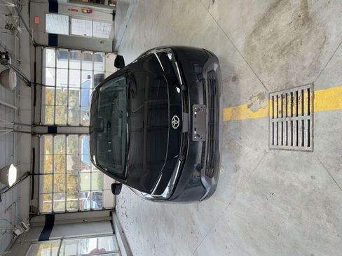 Used 2025 Toyota Prius LE image 17