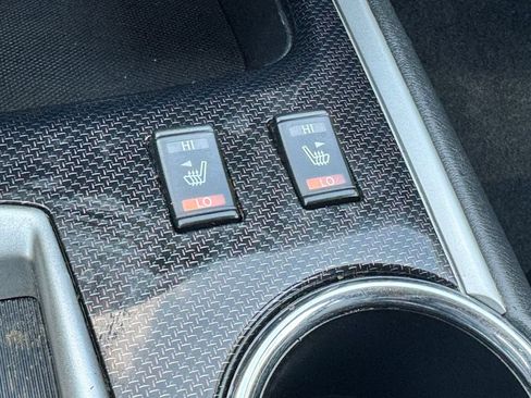 Used 2019 Nissan Pathfinder SL AWD/4WD image 30