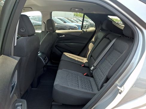 Certified 2023 Chevrolet Equinox LT FWD image 11