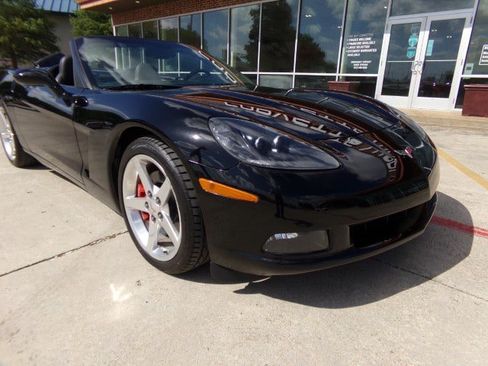 Used 2006 Chevrolet Corvette Convertible w/ Preferred Equipment Group RWD image 4