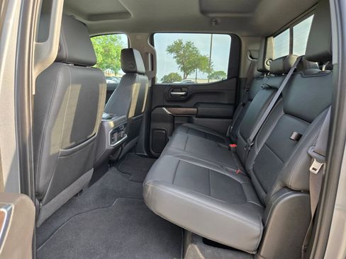 Used 2021 GMC Sierra 1500 SLT RWD image 15