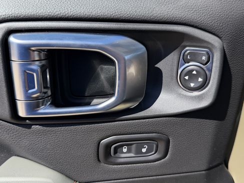New 2026 Jeep Gladiator Mojave AWD/4WD image 15