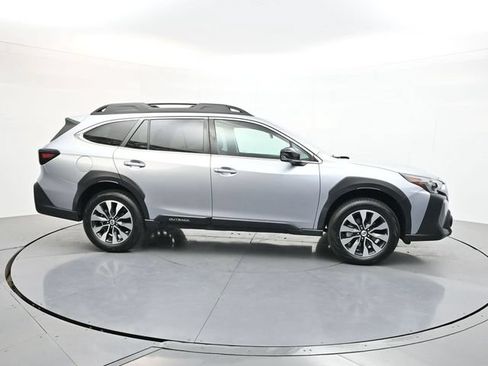 Used 2024 Subaru Outback Limited AWD/4WD image 6