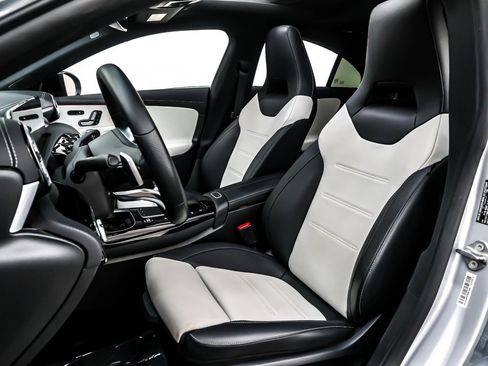 Used 2022 Mercedes-Benz CLA 35 AMG 4MATIC image 18