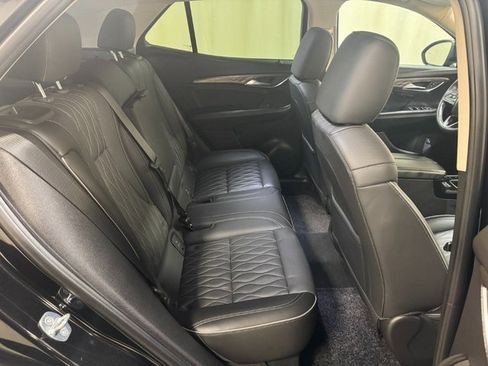 Used 2023 Buick Envision Avenir image 23