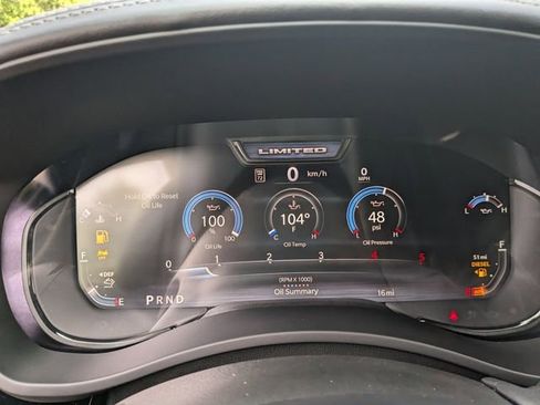 New 2025 RAM 2500 Limited AWD/4WD image 32