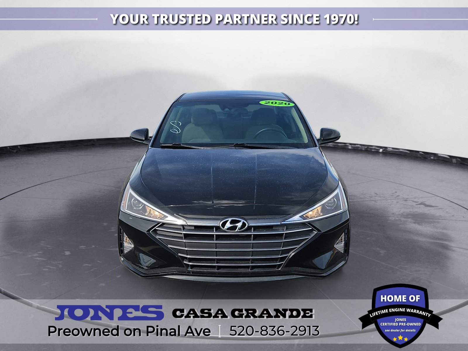Used 2020 Hyundai Elantra SE FWD image 2