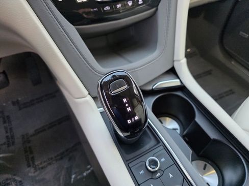 Used 2023 Cadillac XT5 Premium Luxury image 26