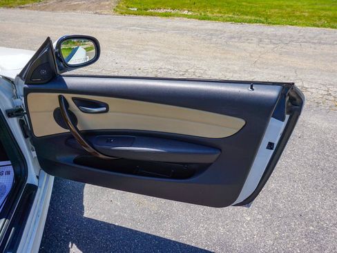 Used 2012 BMW 128i Convertible RWD image 38