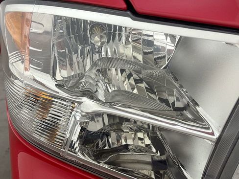 Used 2017 RAM 1500 Classic SLT image 32