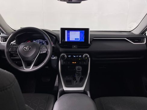 Used 2023 Toyota RAV4 XLE w/ Convenience Package FWD image 14