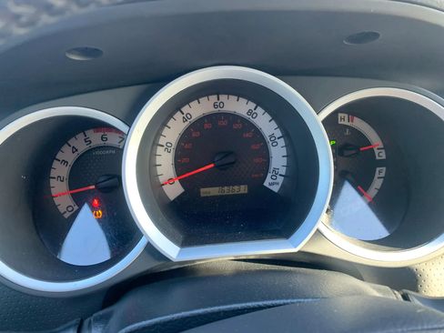 Used 2015 Toyota Tacoma PreRunner w/ SR5 Package image 23