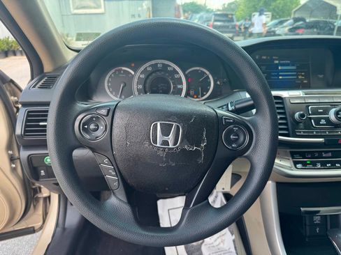 Used 2013 Honda Accord LX image 14