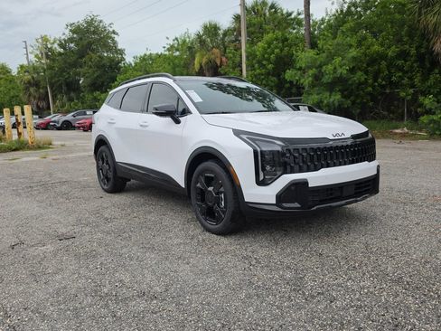 New 2026 Kia Sportage X-Line w/ X-Line Premium Package AWD/4WD image 2