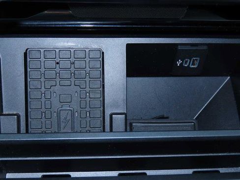 Certified 2024 Ford F350 Platinum image 31