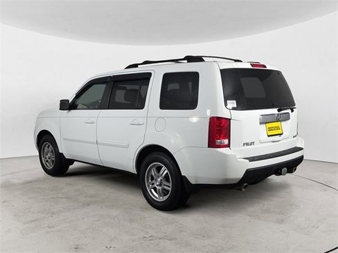 Used 2010 Honda Pilot EX-L image 3