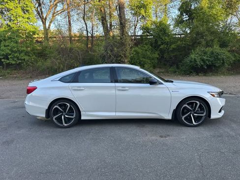 Used 2022 Honda Accord Sport image 17