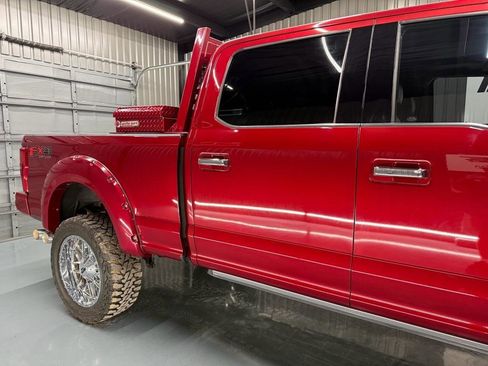 Used 2017 Ford F250 Platinum w/ Platinum Ultimate Package AWD/4WD image 13