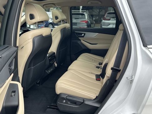 Certified 2023 Acura MDX FWD w/ Technology Package image 21