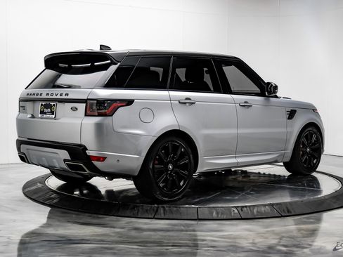 Used 2021 Land Rover Range Rover Sport HST image 13