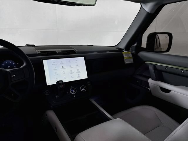 New 2026 Land Rover Defender 110 X-Dynamic SE AWD/4WD image 26