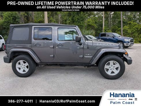 Used 2017 Jeep Wrangler Unlimited Sahara w/ Connectivity Group AWD/4WD image 2