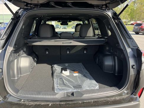 New 2026 Subaru Forester Premium AWD/4WD image 21