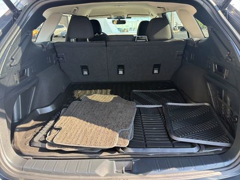 Used 2023 Subaru Outback Premium AWD/4WD image 5