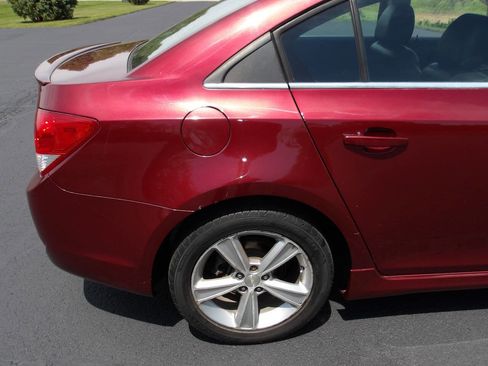 Used 2016 Chevrolet Cruze LT w/ Sun, Sound and Sport Package FWD image 33