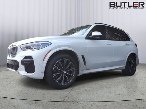 Used 2022 BMW X5 xDrive40i w/ M Sport Package image 46