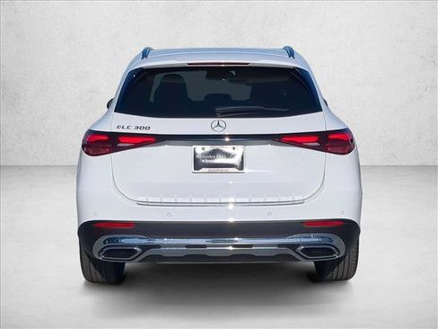 New 2026 Mercedes-Benz GLC 300 image 8