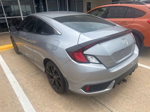 Used 2019 Honda Civic Sport image 5
